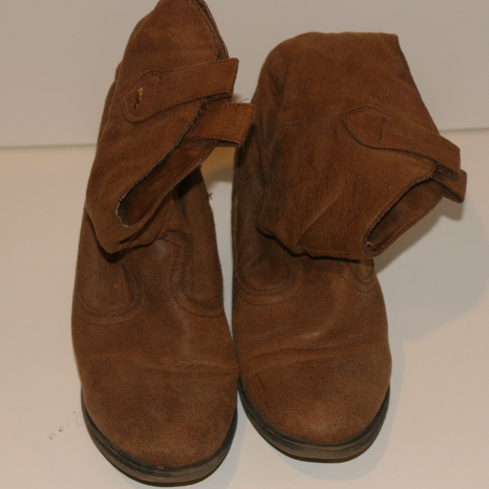 Rocket Dogs Brown Boots - Picture 2 of 7